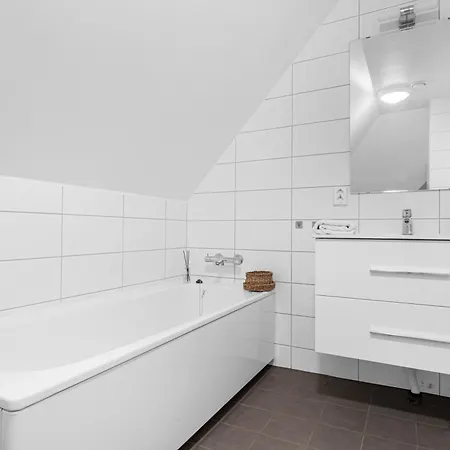 Big House With Ocean View Close To City Center! Appartamento *