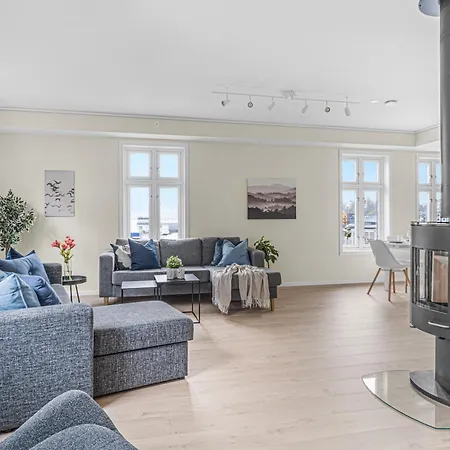 Big House With Ocean View Close To City Center! Appartement *